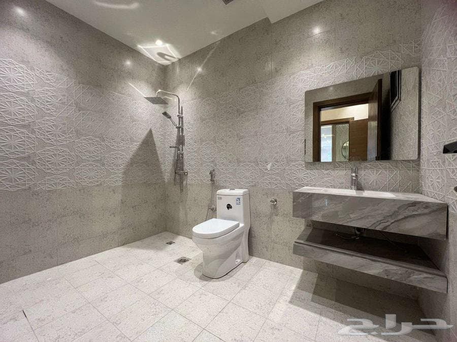 4 bedroom apartment in Wali Al Ahd 5