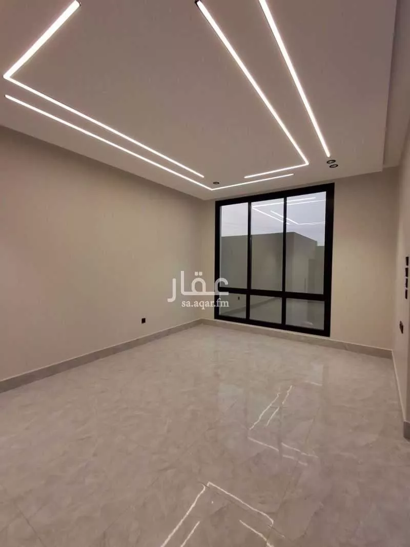 9 bedroom villa in Al Ukayshiyyah 2