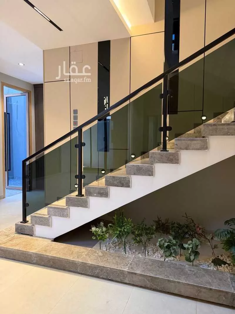 7 bedroom villa in Al Ukayshiyyah 2