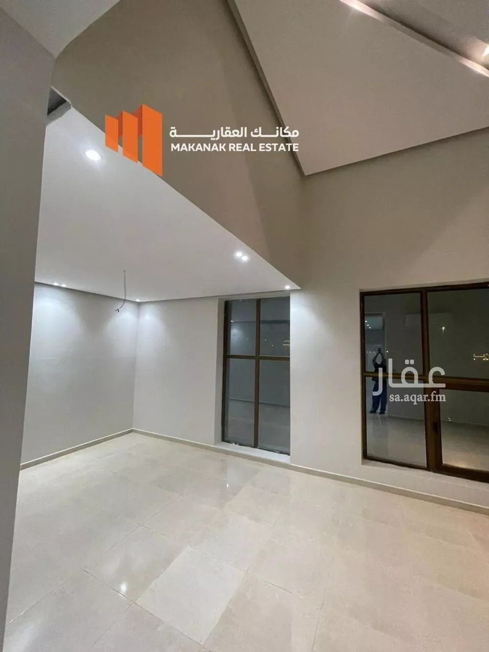 5 bedroom villa in Al Buhairah 3