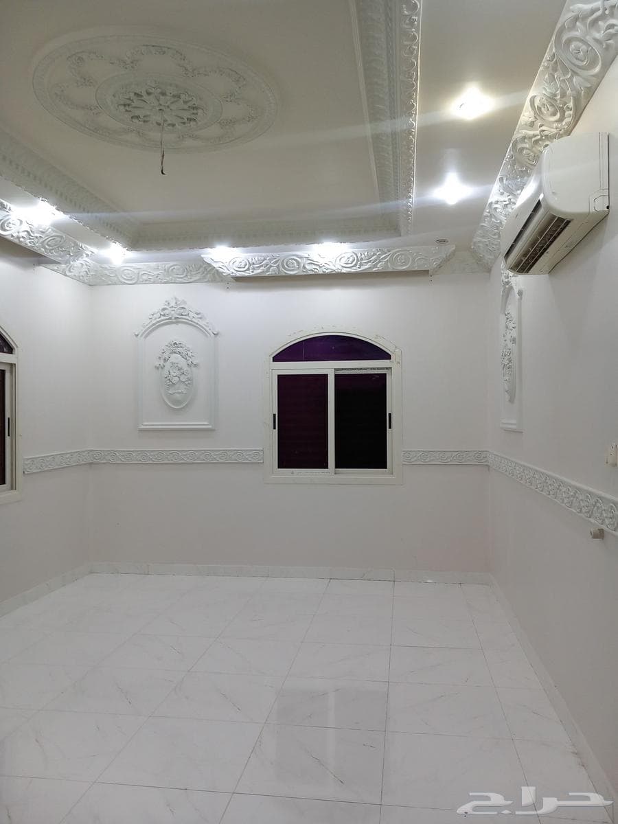 1 bedroom apartment in Sikkat Al Hadeed 1