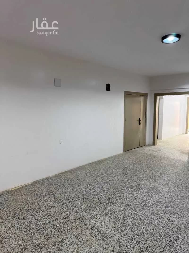 582 sqm building in Ad Deerah 12