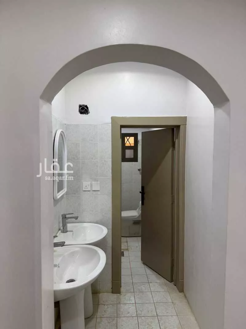 582 sqm building in Ad Deerah 14