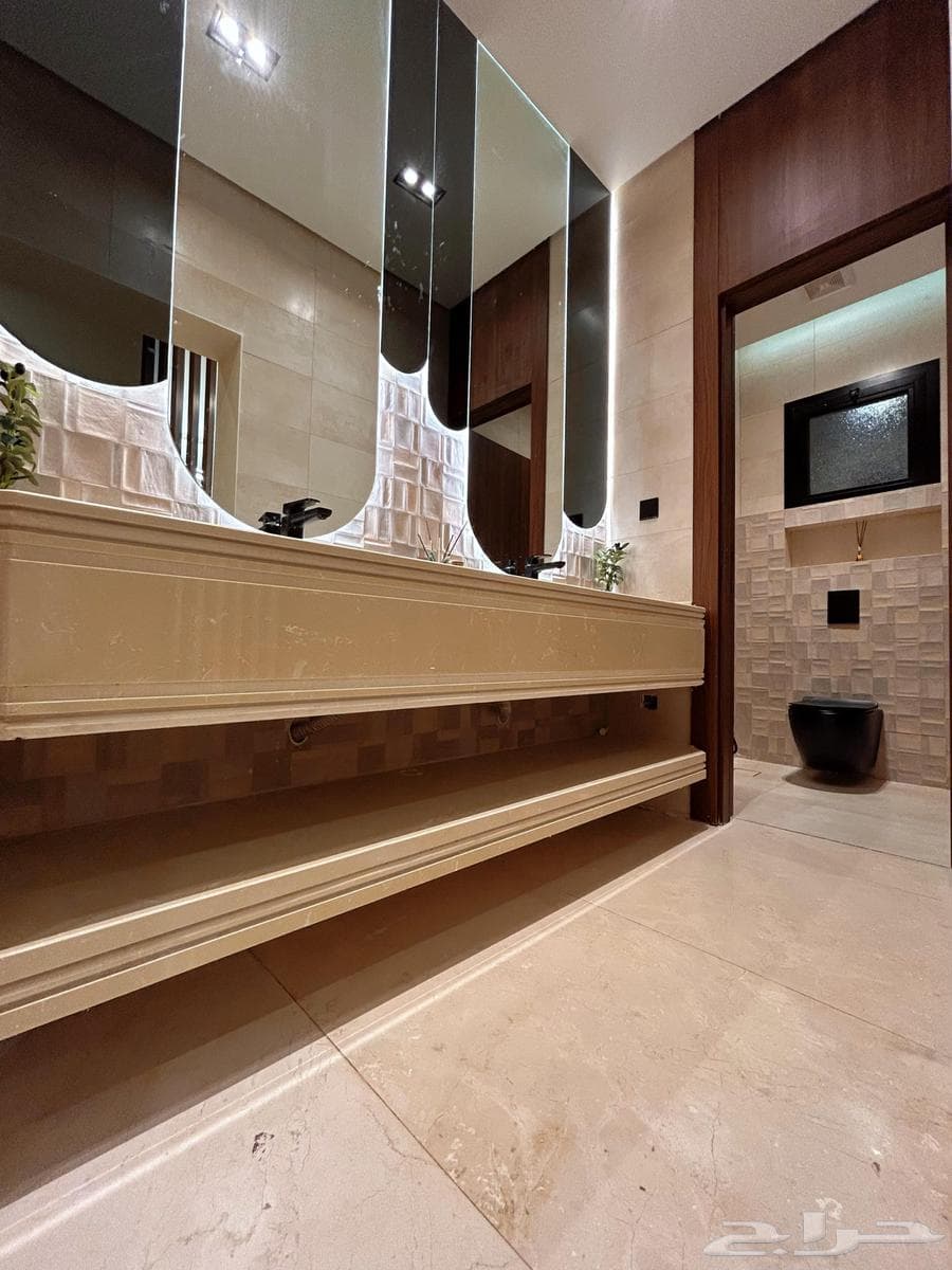 7 bedroom villa in Al Sadd 1