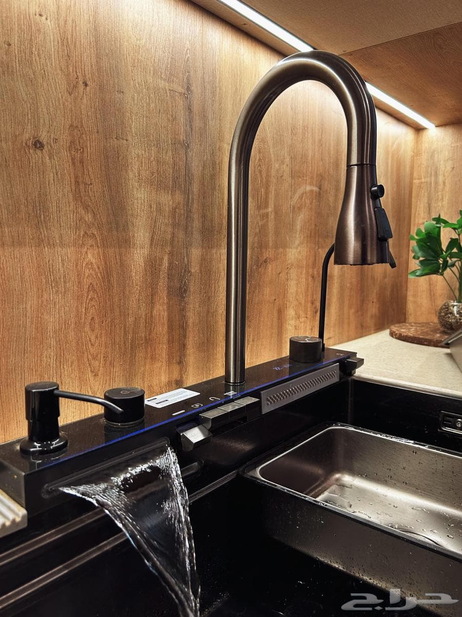 7 bedroom villa in Al Sadd 7