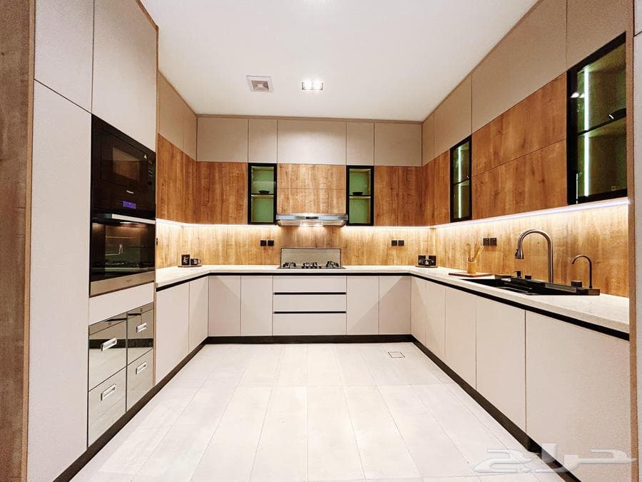 7 bedroom villa in Al Sadd 10