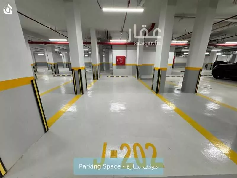 3 bedroom apartment in Al Narjis 20