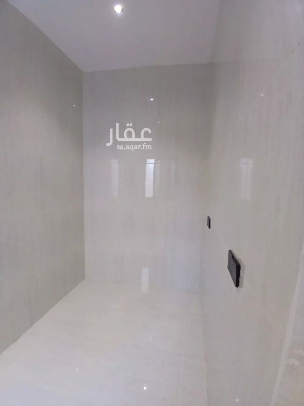 8 bedroom villa in As Sawari 5