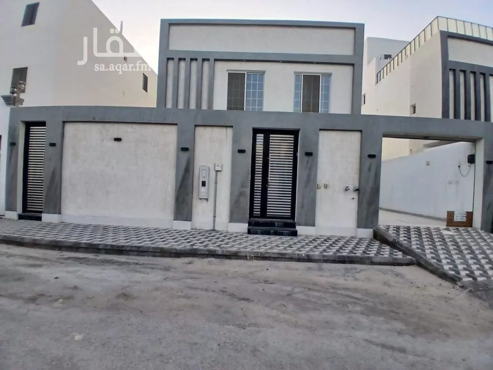 8 bedroom villa in As Sawari 3