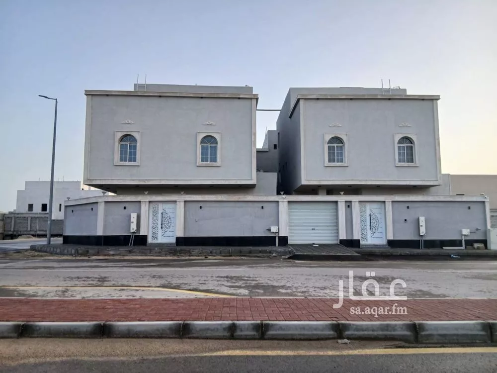 8 bedroom villa in Al Lulu 2