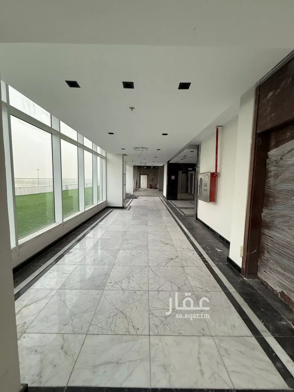 8100 sqm office in Al Olaya 7