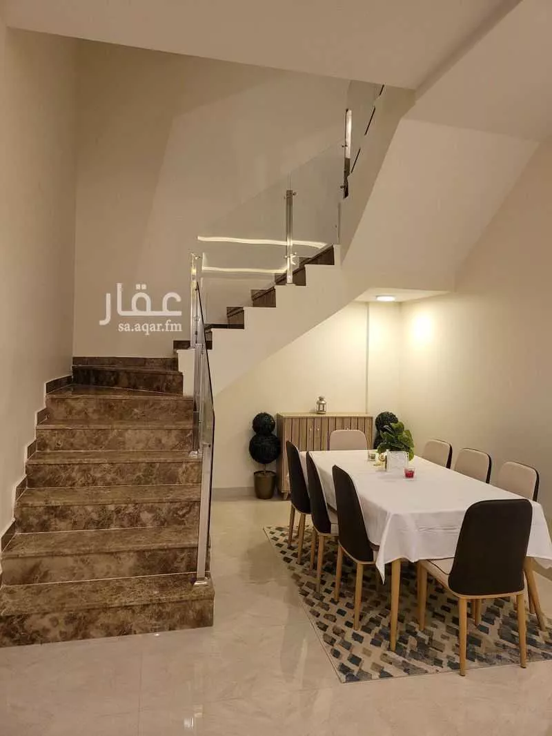 4 bedroom villa in Al Aridh 8