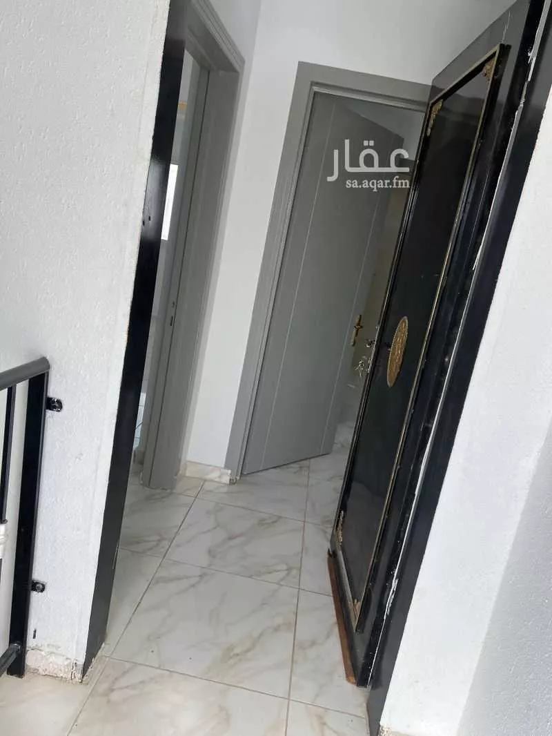 3 bedroom floor in Al Qadisiyah 10