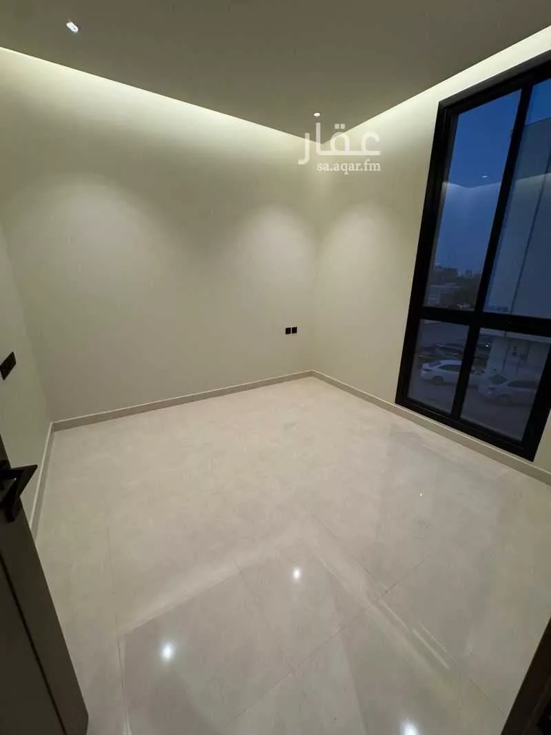 3 bedroom apartment in Al Qairawan 4
