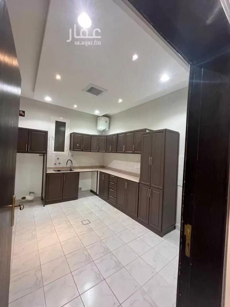 3 bedroom apartment in Al Aridh 6