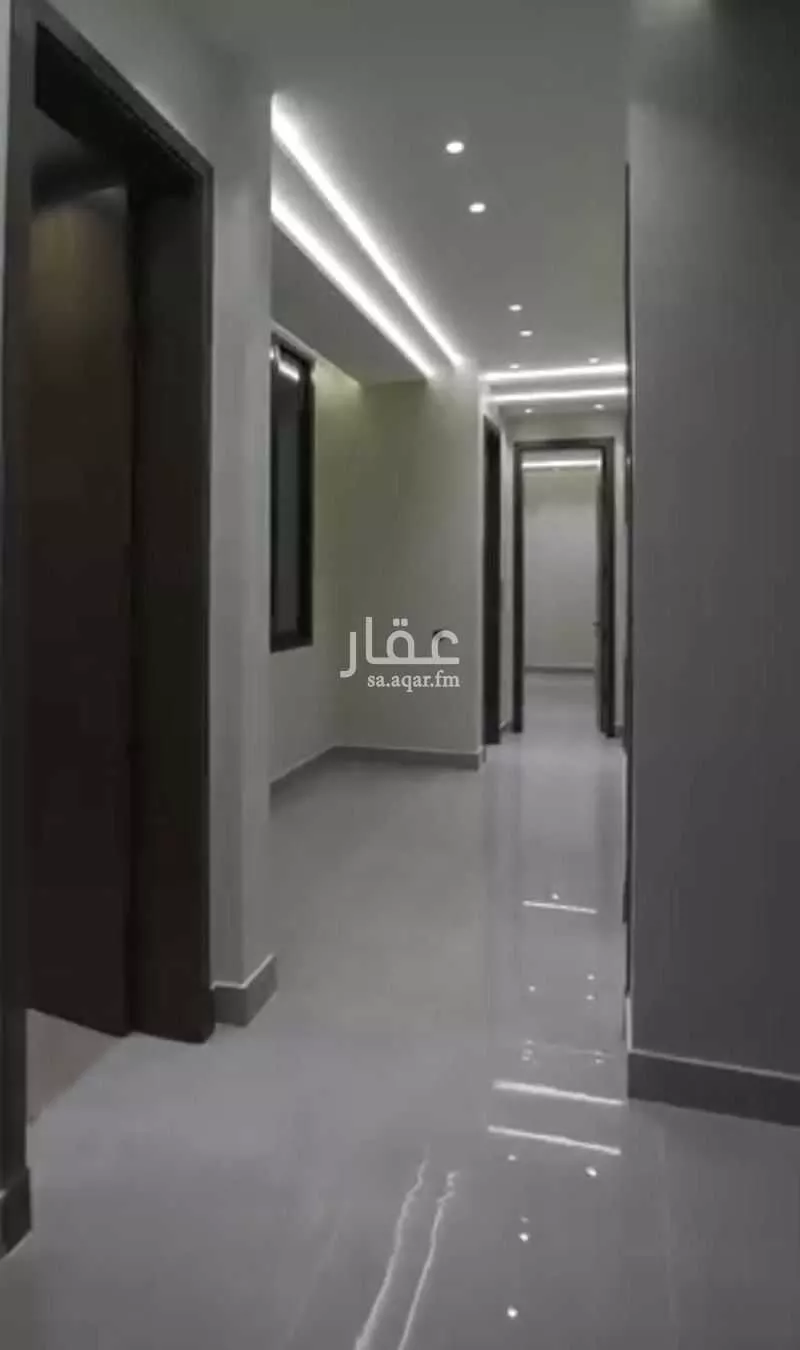 villa in King Fahd 18