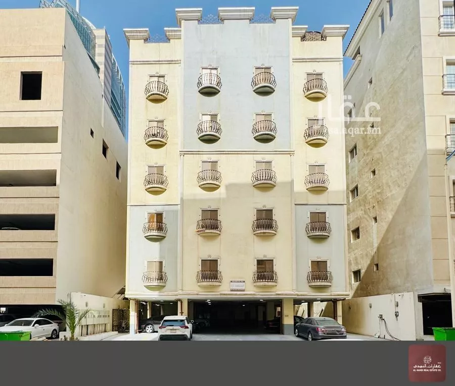 3 bedroom apartment in Al Bandariyah 1