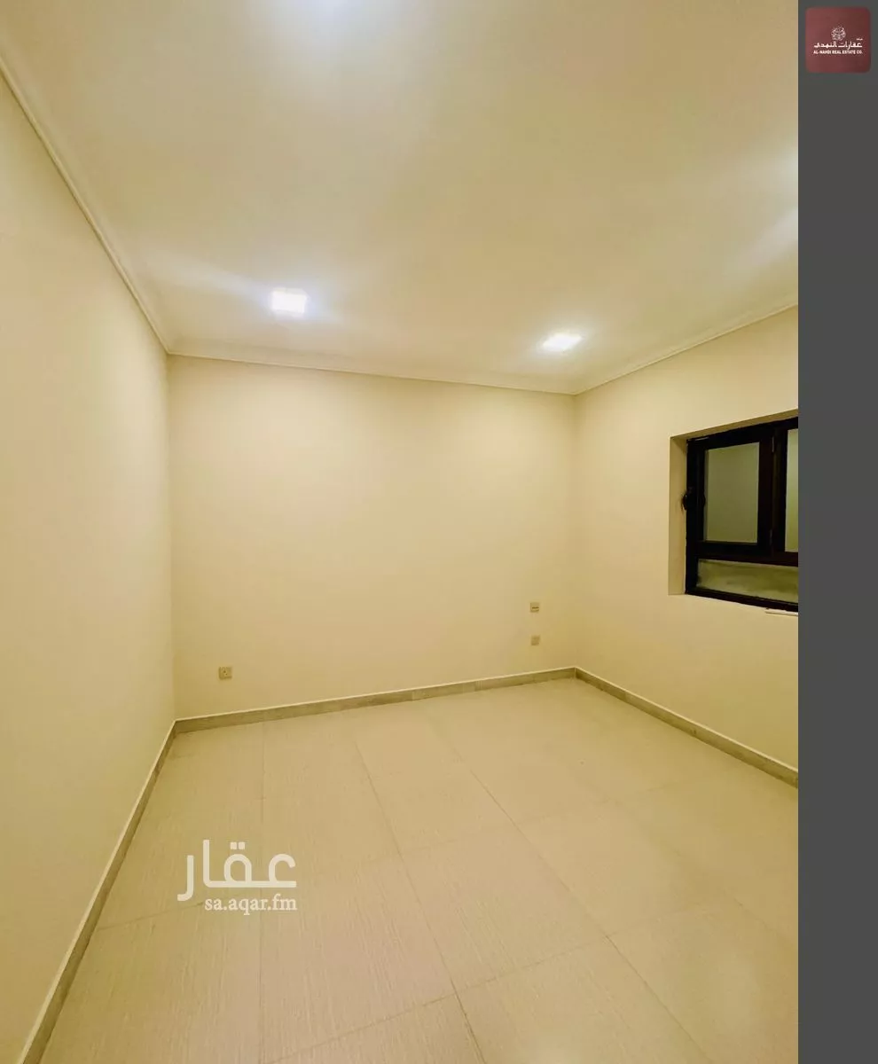 3 bedroom apartment in Al Bandariyah 4
