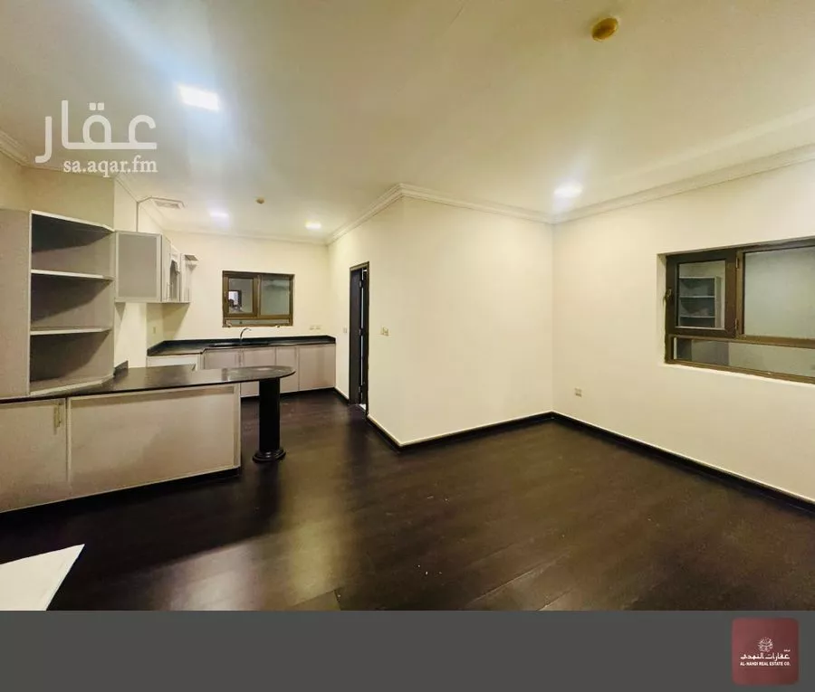 3 bedroom apartment in Al Bandariyah 6
