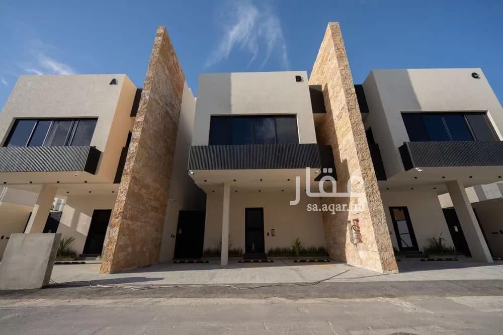 3 bedroom floor in Al Olaya 1