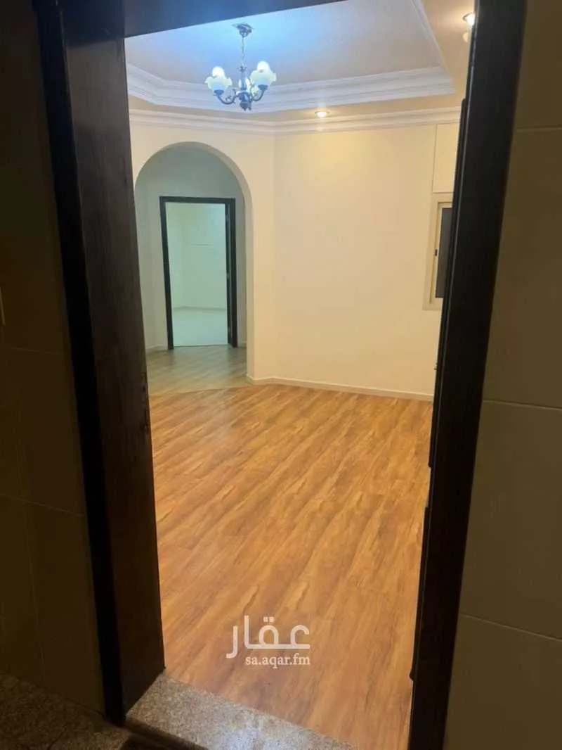348 sqm building in Madinat Al Umal 1