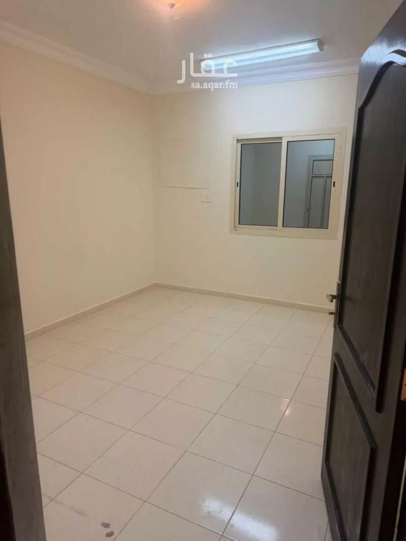 348 sqm building in Madinat Al Umal 6