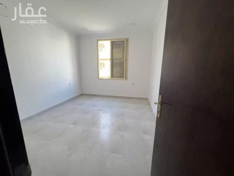348 sqm building in Madinat Al Umal 2