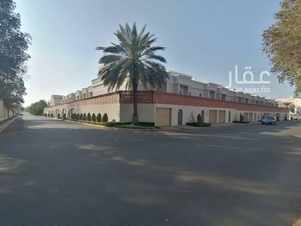 3 bedroom villa in Al Rawdah 1