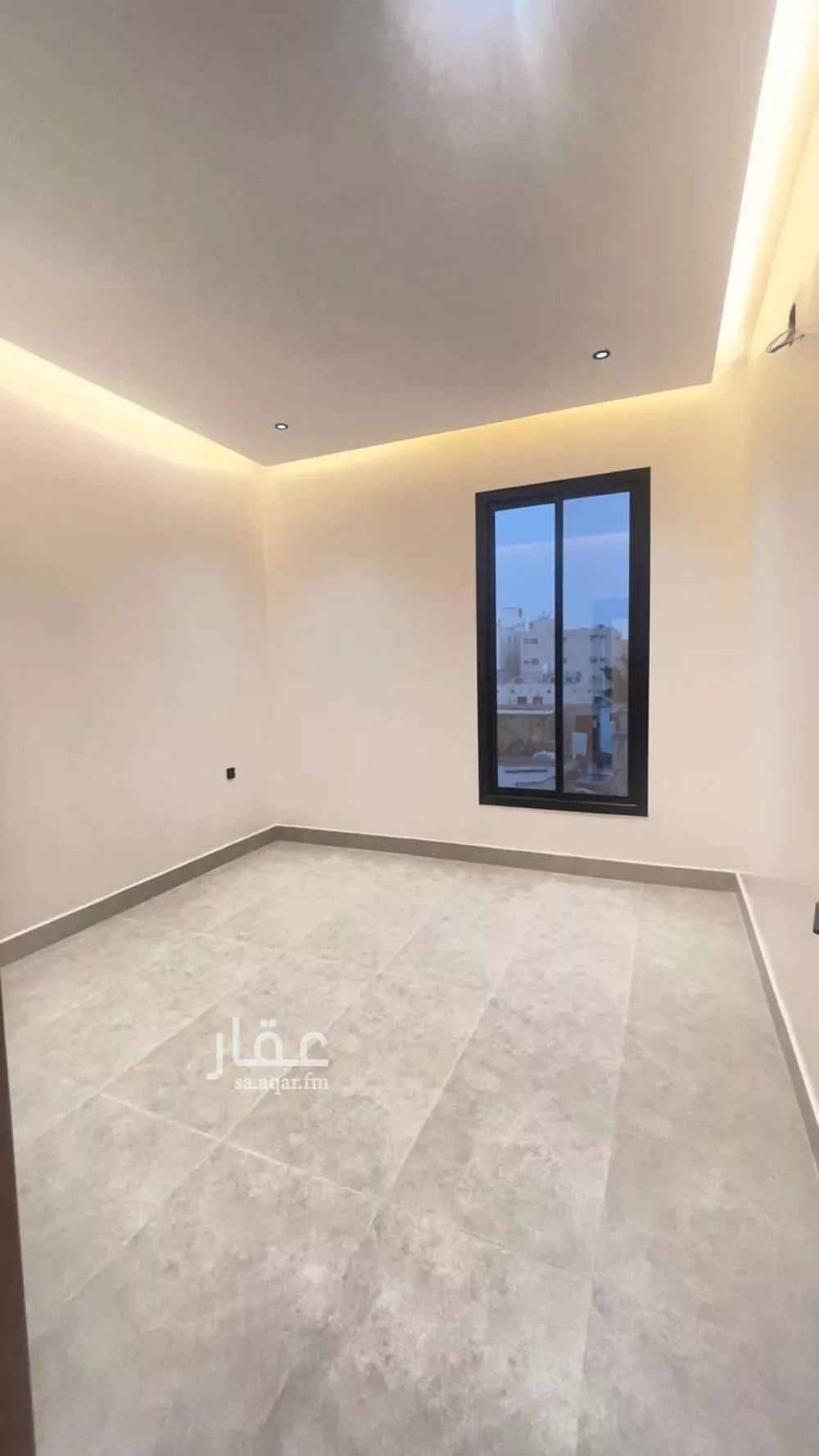 3 bedroom floor in Al Janadriyah 8