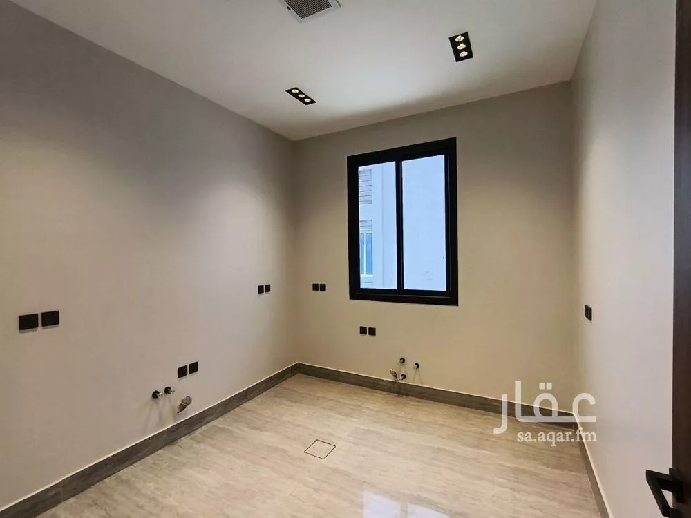 5 bedroom floor in Al Rimal 10