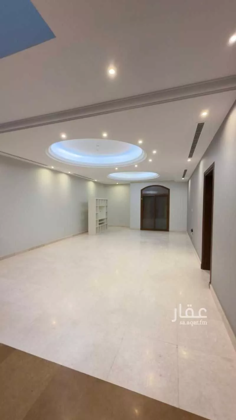 7 bedroom villa in Al Shati 13