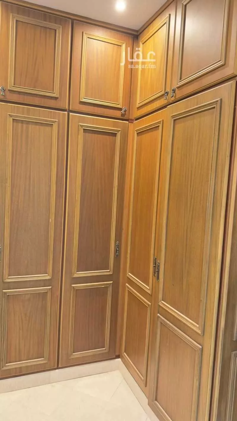 7 bedroom villa in Al Shati 19