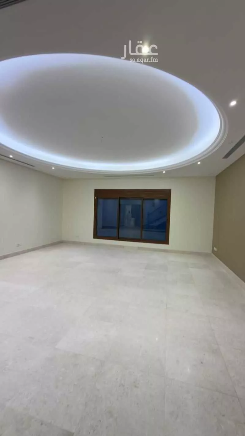 7 bedroom villa in Al Shati 3
