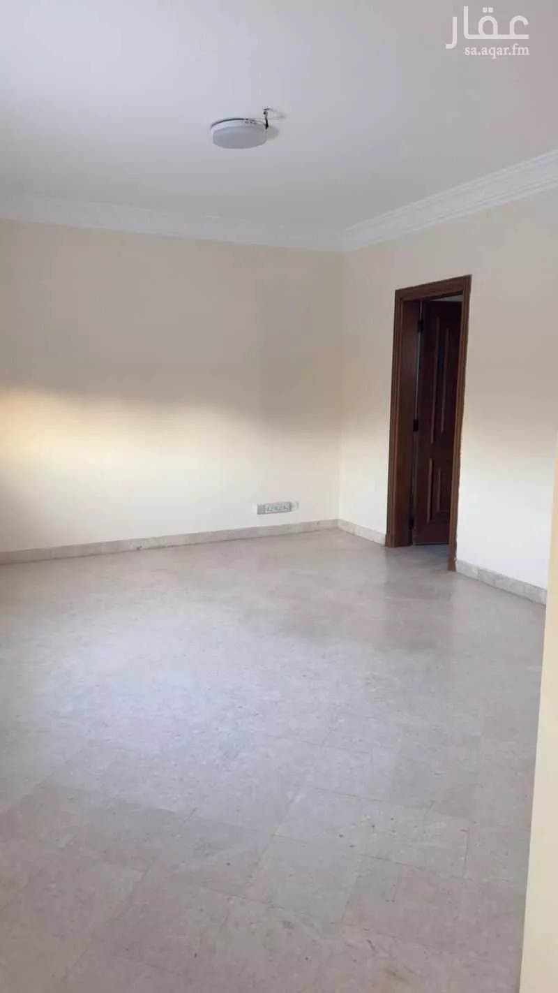 7 bedroom villa in Al Shati 5