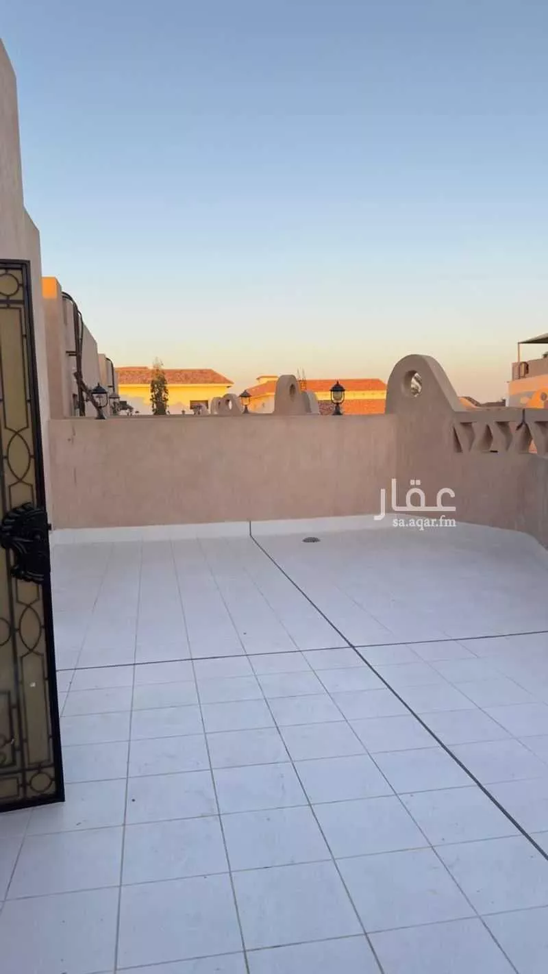 7 bedroom villa in Al Shati 8