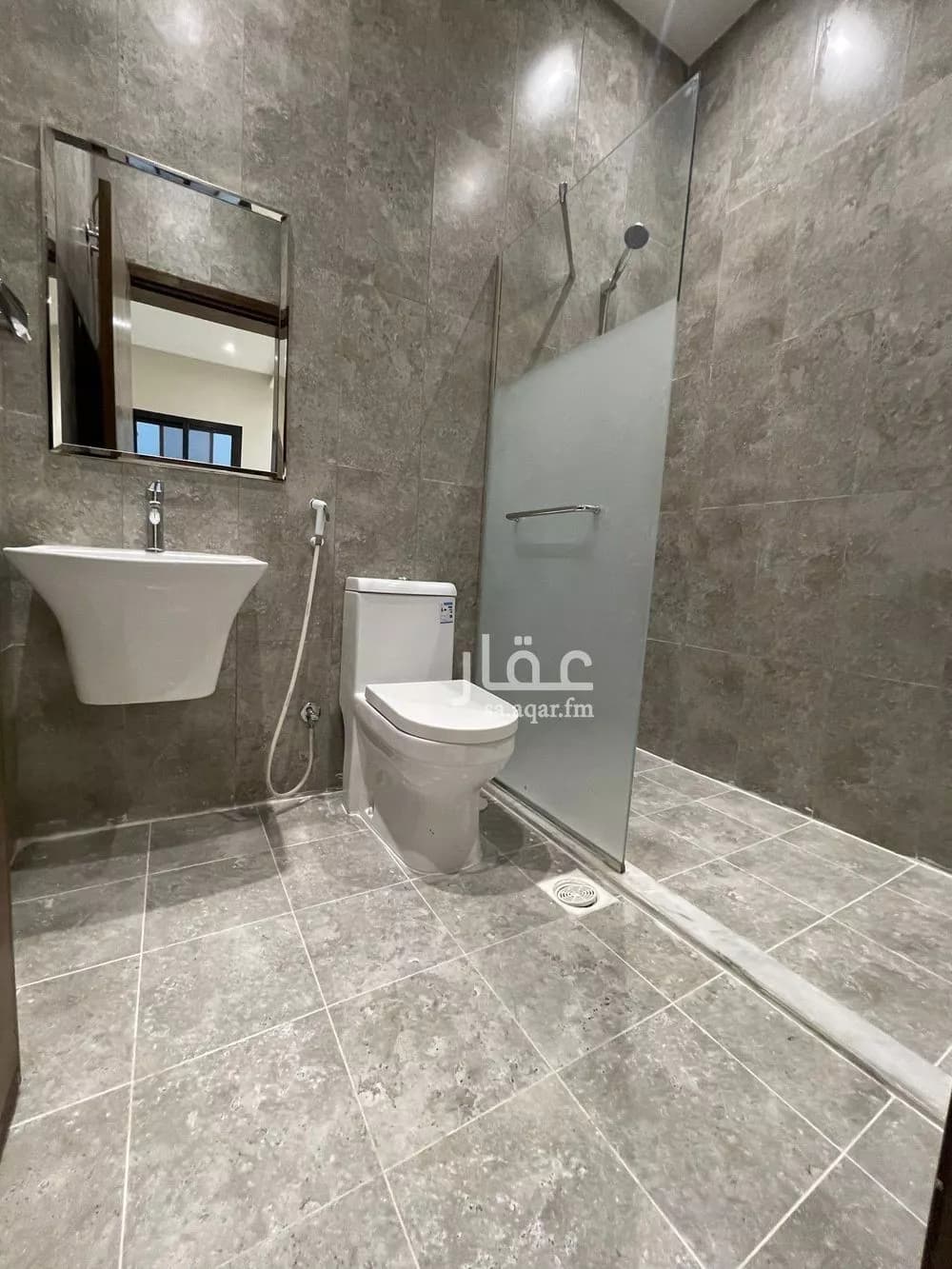 7 bedroom apartment in Al Wurud 15