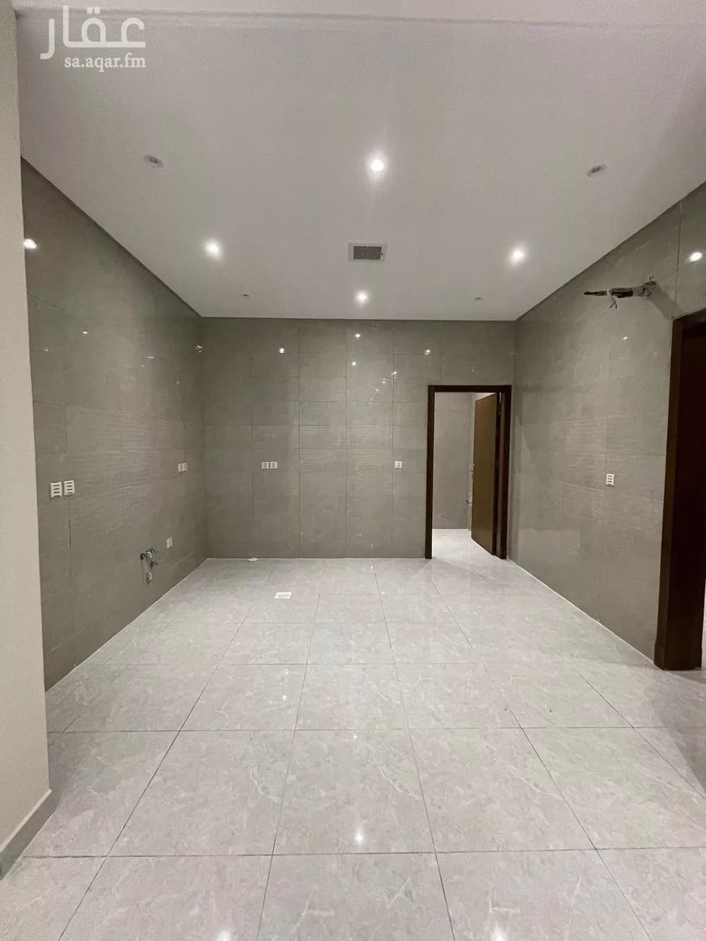 7 bedroom apartment in Al Wurud 5