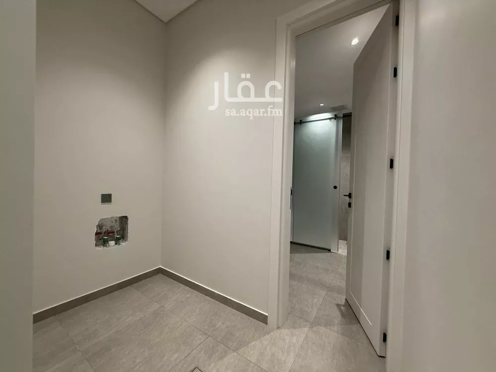6 bedroom floor in Al Quds 17