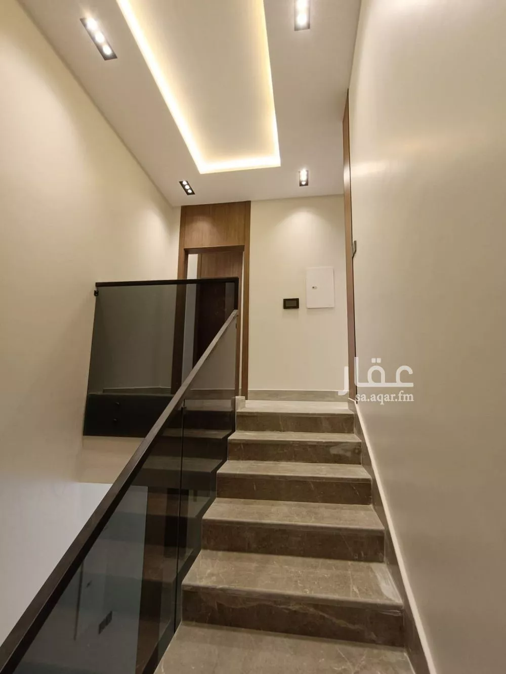 5 bedroom floor in Al Rimal 18