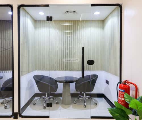 884 sqm office in Al Aridh 15