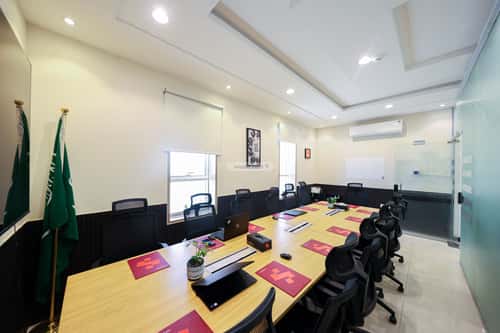884 sqm office in Al Aridh 8