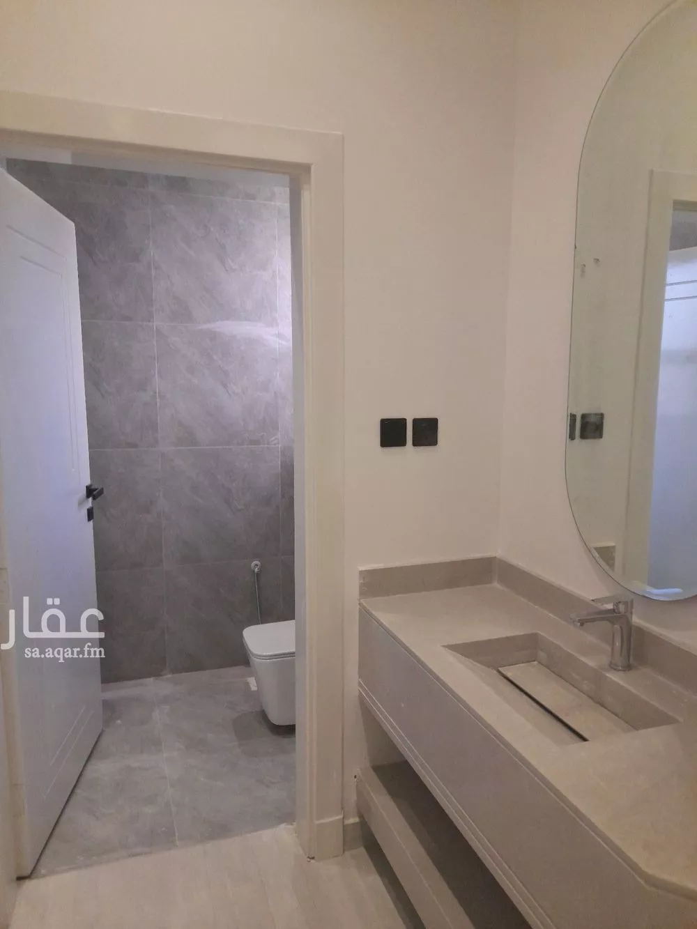 3 bedroom floor in As Suwaidi 11