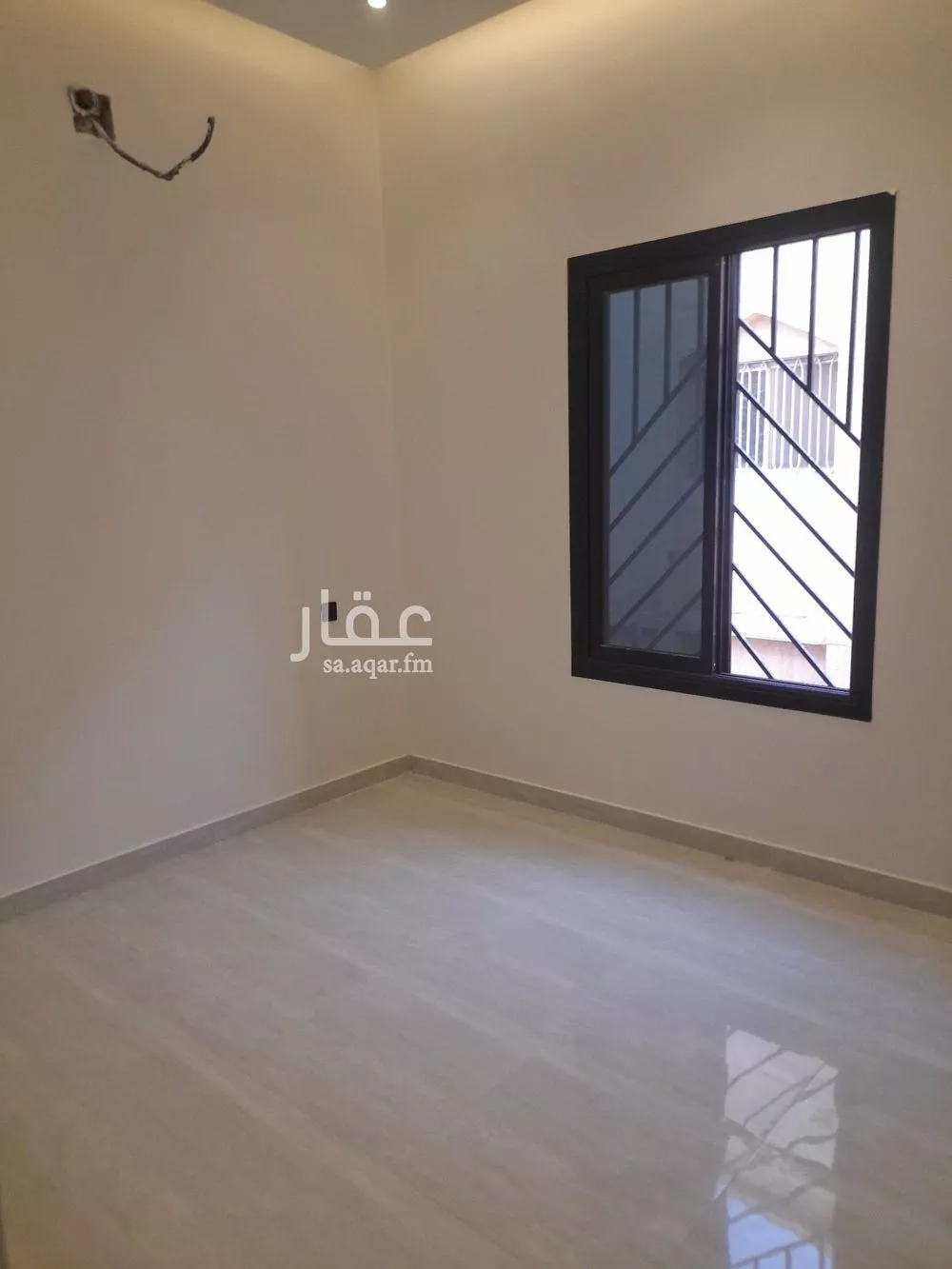 3 bedroom floor in As Suwaidi 5