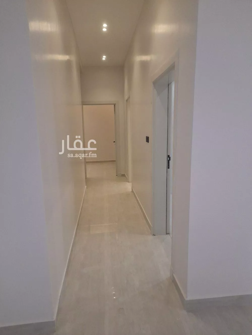 3 bedroom floor in As Suwaidi 8