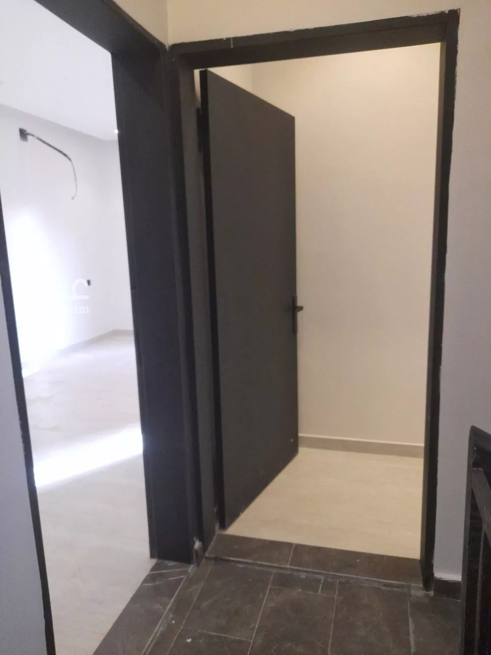 3 bedroom floor in As Suwaidi 9