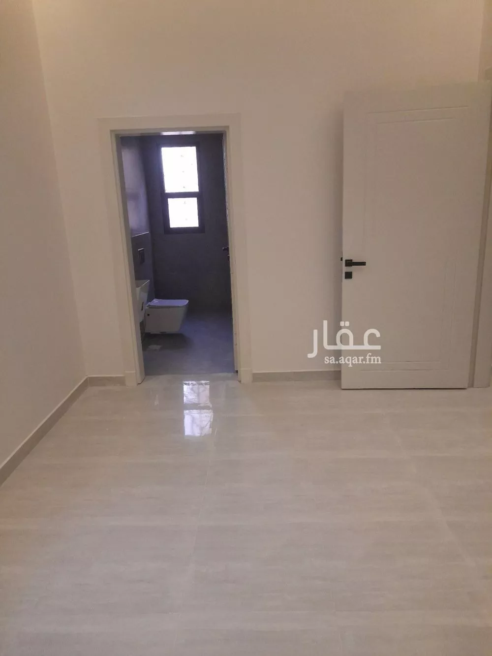 3 bedroom floor in As Suwaidi 10