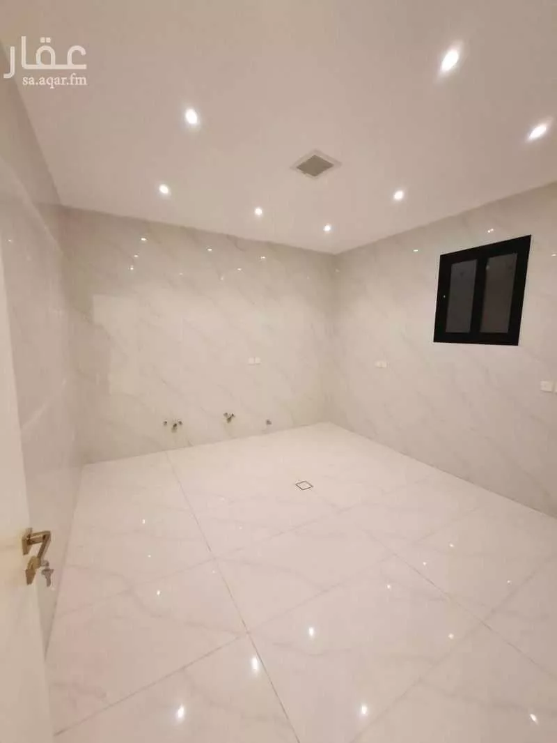 4 bedroom floor in Al Rimal 4