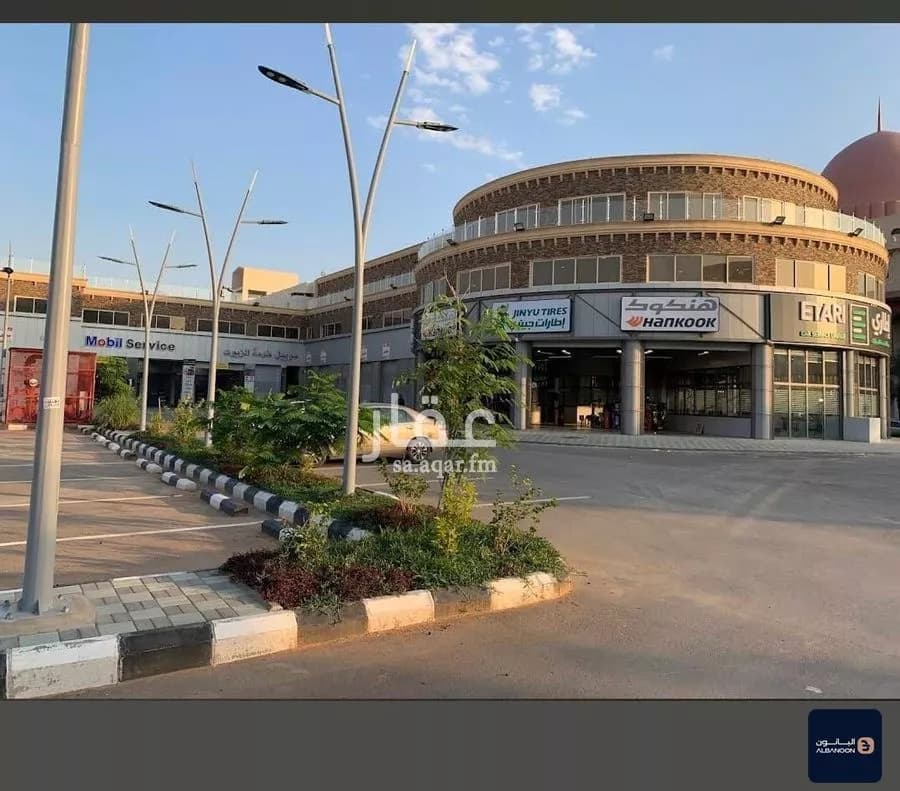 77 sqm office in Al Malaz 8