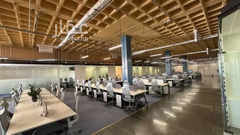 1000 sqm office in Riyadh 8