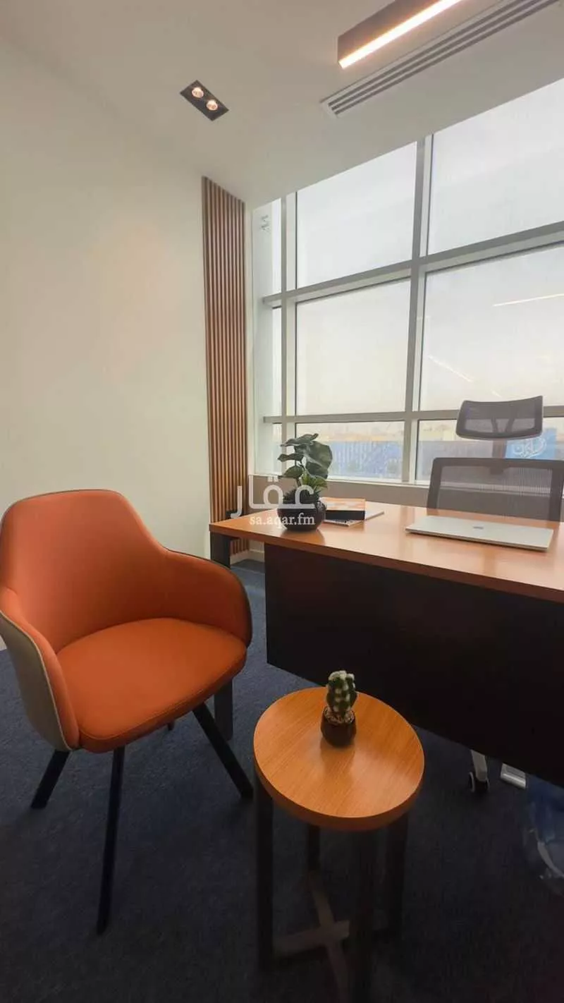 230 sqm office in Al Malqa 5